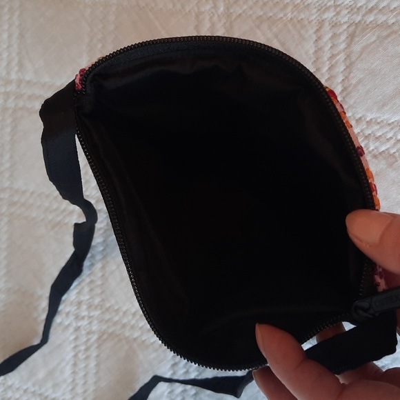 Guatemalan Tipico Worry Doll Bag - Picture 6 of 11